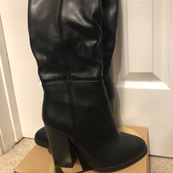 Boots - Picture 6 of 6